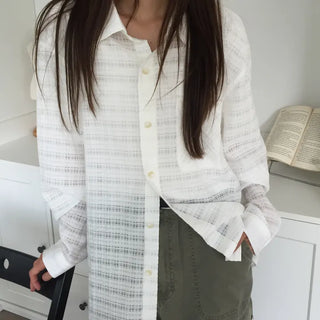 Natural Mood Delicate Fit Check See-through Shirt