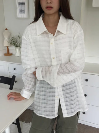 Natural Mood Delicate Fit Check See-through Shirt
