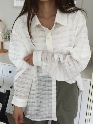 Natural Mood Delicate Fit Check See-through Shirt