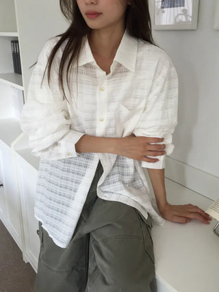 Natural Mood Delicate Fit Check See-through Shirt