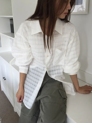 Natural Mood Delicate Fit Check See-through Shirt