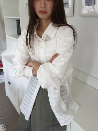Natural Mood Delicate Fit Check See-through Shirt