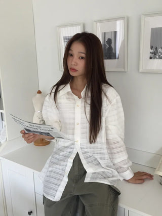 Natural Mood Delicate Fit Check See-through Shirt