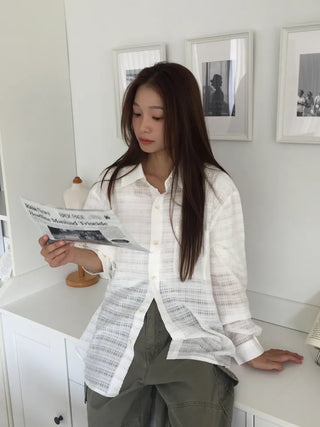 Natural Mood Delicate Fit Check See-through Shirt