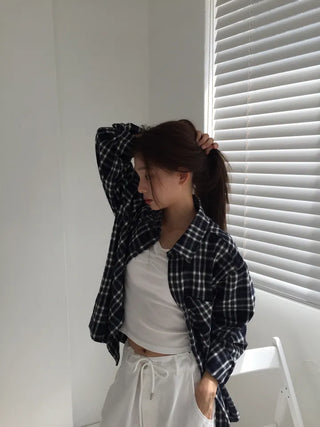 Loose-fit plaid shirt