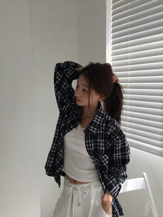 Loose-fit plaid shirt