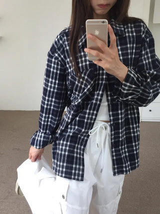 Loose-fit plaid shirt