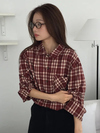 Loose-fit plaid shirt