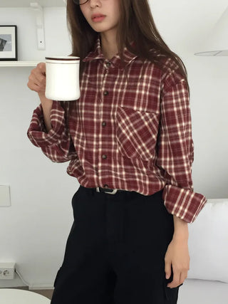 Loose-fit plaid shirt