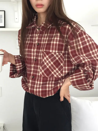 Loose-fit plaid shirt