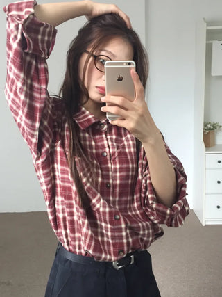 Loose-fit plaid shirt