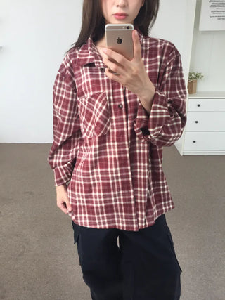 Loose-fit plaid shirt