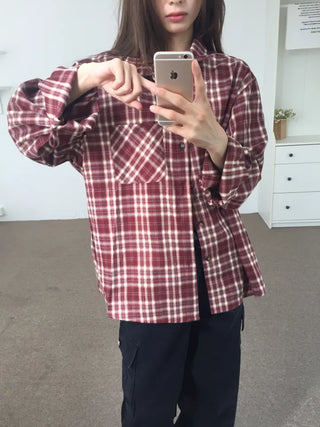 Loose-fit plaid shirt