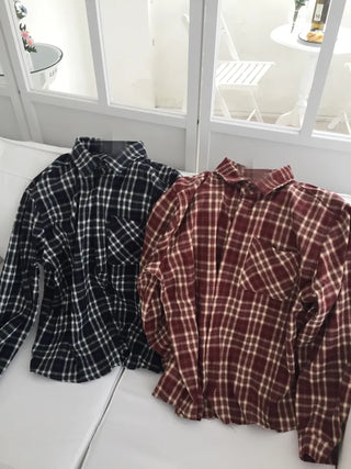 Loose-fit plaid shirt