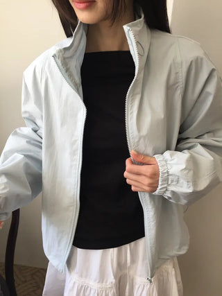 Slim Off-shoulder T-shirt