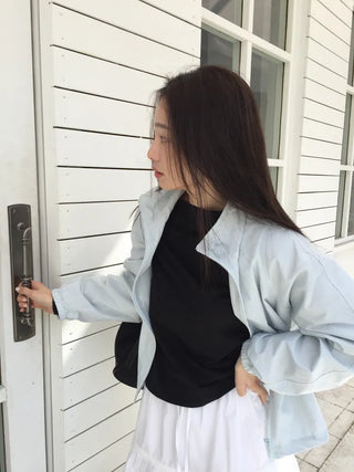 Slim Off-shoulder T-shirt