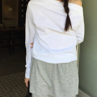 Slim Off-shoulder T-shirt