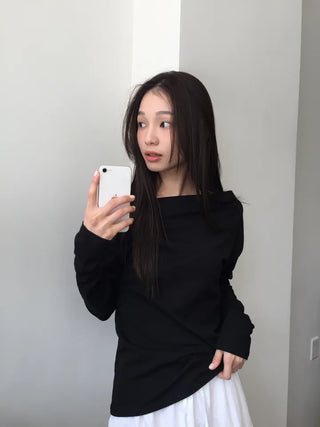 Slim Off-shoulder T-shirt