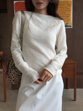 Delicate knit in soft pastel colors