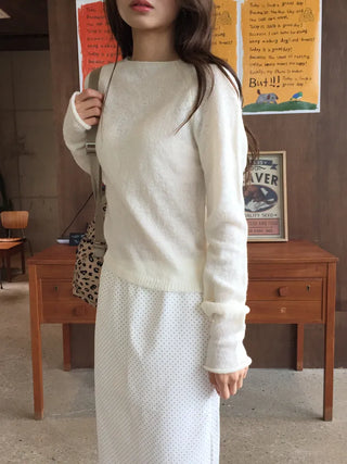 Delicate knit in soft pastel colors