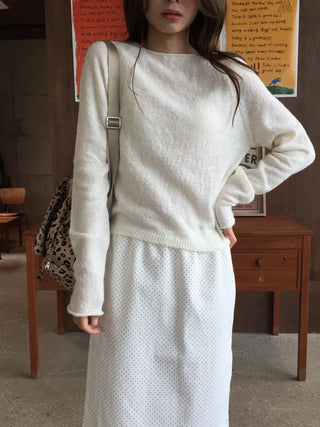 Delicate knit in soft pastel colors