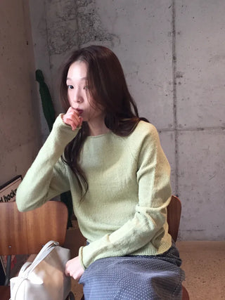 Delicate knit in soft pastel colors