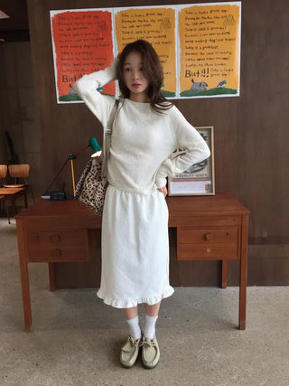 Delicate knit in soft pastel colors