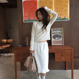 Girlfriend look polka dot frill skirt