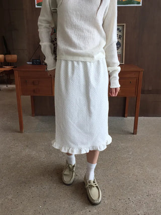 Girlfriend look polka dot frill skirt