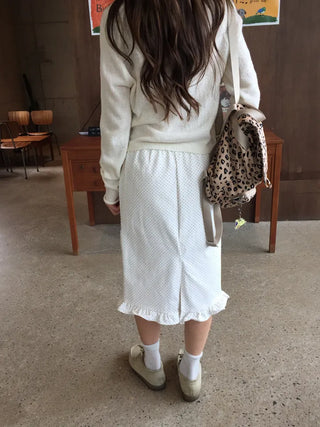 Girlfriend look polka dot frill skirt