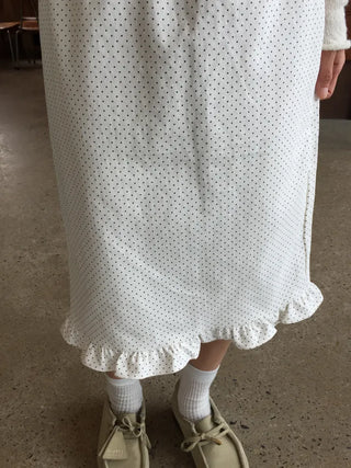 Girlfriend look polka dot frill skirt