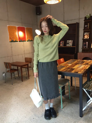 Girlfriend look polka dot frill skirt