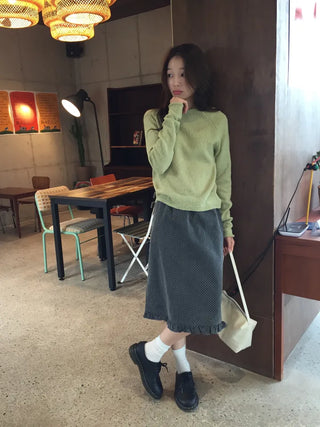 Girlfriend look polka dot frill skirt