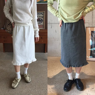 Girlfriend look polka dot frill skirt