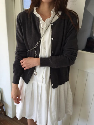 Delicate fit round knit cardigan