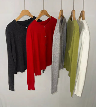 Delicate fit round knit cardigan