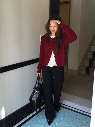 Delicate fit daily cardigan for the transitional season