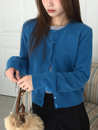 Delicate fit daily cardigan for the transitional season