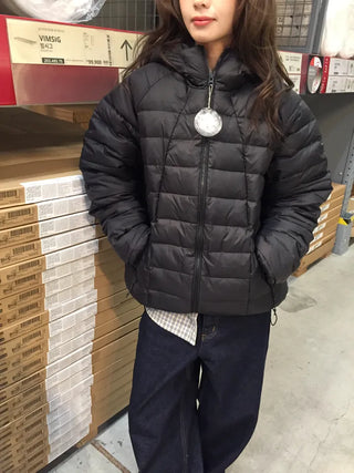 Lightweight, warm  Loose-fit lightweight padded jacket