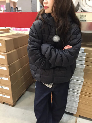 Lightweight, warm  Loose-fit lightweight padded jacket