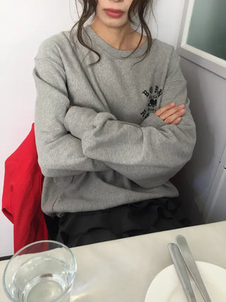 Delicate Fit Effortless Chic Sweatshirt - Aesthetic Mood Oversized Fit