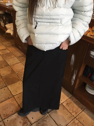 Simple Black H-Line Long Skirt  Sophisticated Winter Effortless Chic Look