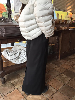 Simple Black H-Line Long Skirt  Sophisticated Winter Effortless Chic Look