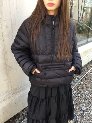 Lightweight and Warm Nylon Half-Zip Padded Jacket  Black  Light Blue