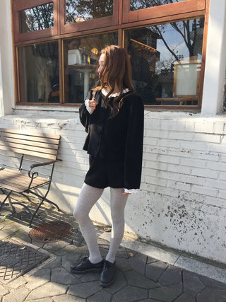 Velvet-mood frill blouse  Winter goddess look