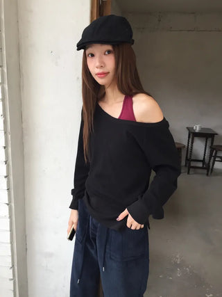 Effortless chic vibe  Off-shoulder layered top