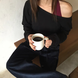 Effortless chic vibe  Off-shoulder layered top