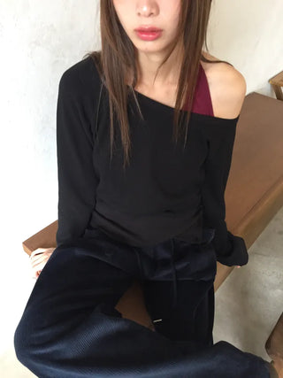 Effortless chic vibe  Off-shoulder layered top