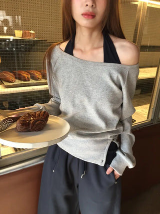 Effortless chic vibe  Off-shoulder layered top