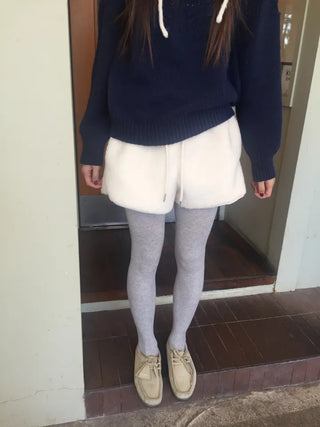 Cozy, fluffy sherpa shorts Winter daily effortless chic look